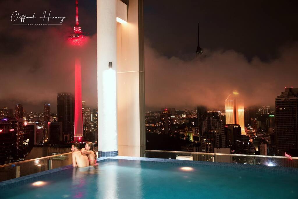The Colony By Infinitum Best Pool View Klcc Trx Merdeka 118 Kl Tower 吉隆坡 外观 照片