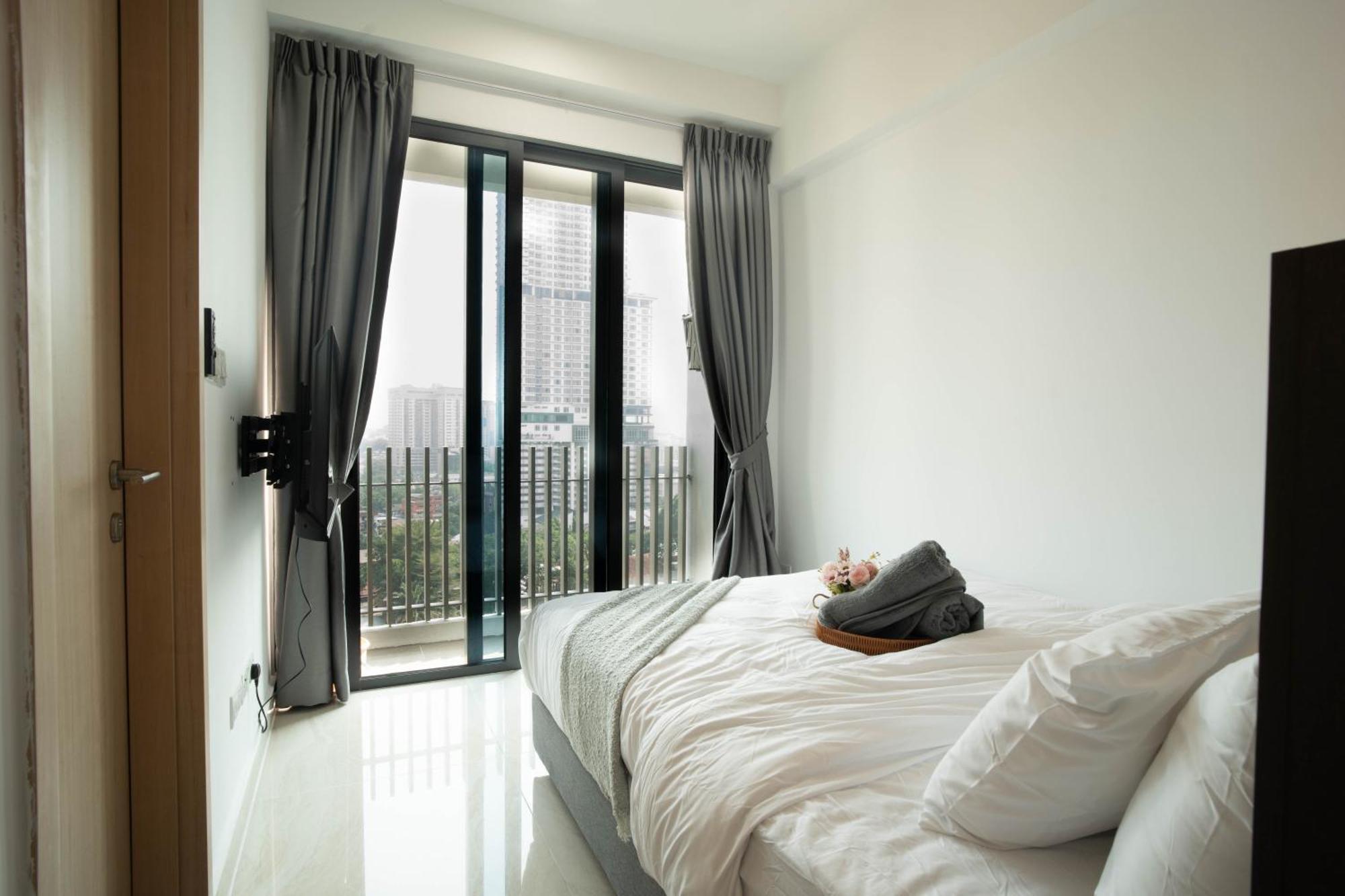 The Colony By Infinitum Best Pool View Klcc Trx Merdeka 118 Kl Tower 吉隆坡 外观 照片